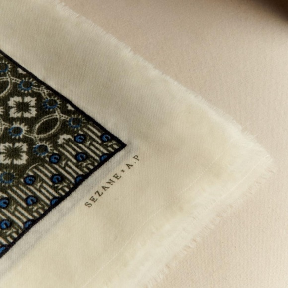 Sézane x Antoinette Poisson NWT Pio Scarf in Dominote Patchwork Print - Picture 3 of 5